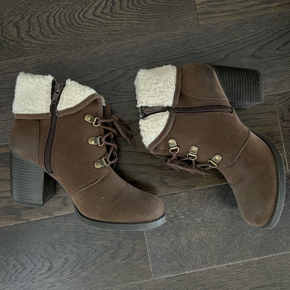 Sherpa Lined Boots